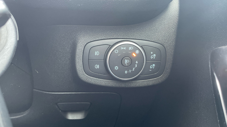 Ford Fiesta 1.1 Zetec 3dr Petrol Hatchback